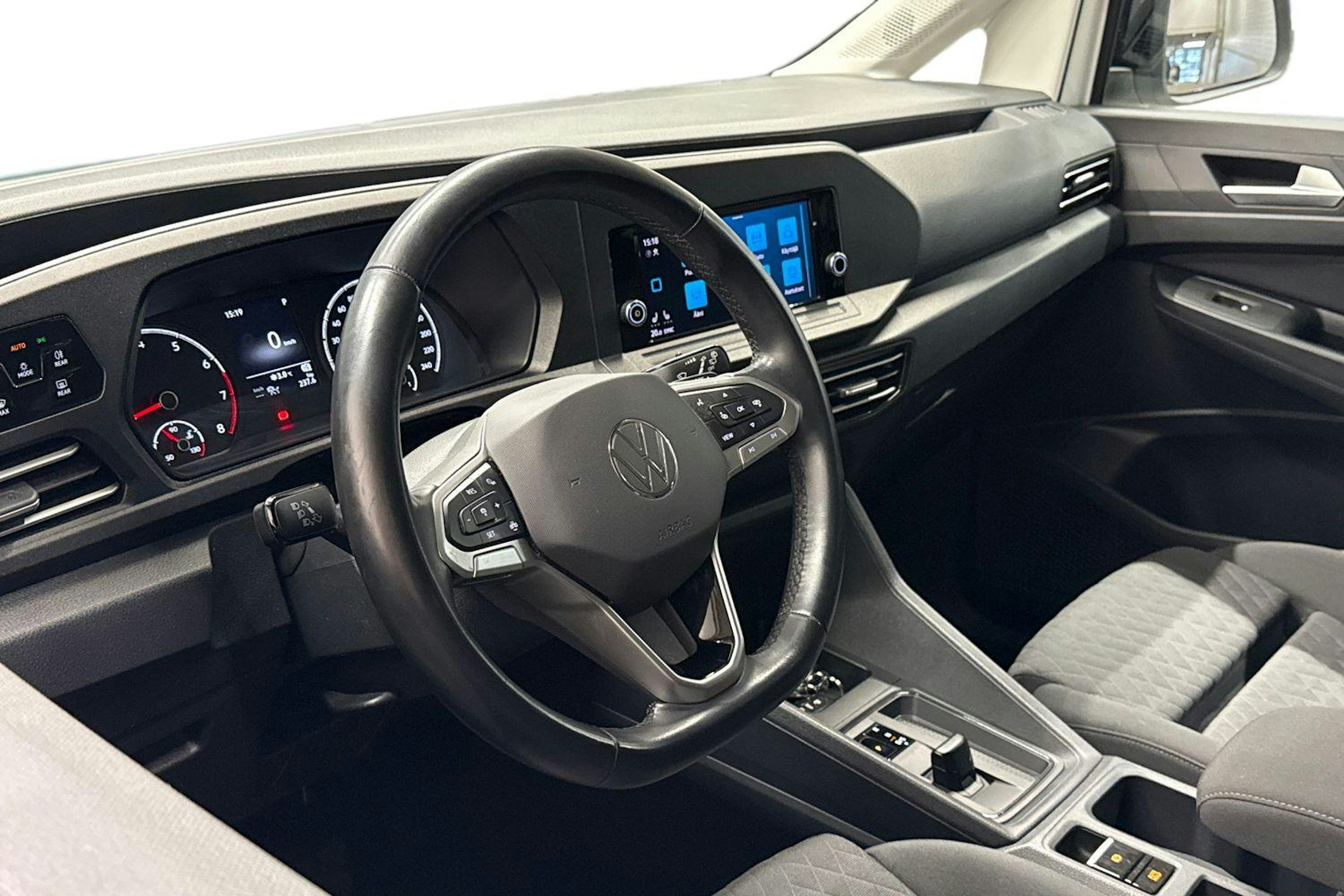 valkoinen Volkswagen Caddy 2021 kuva 8.