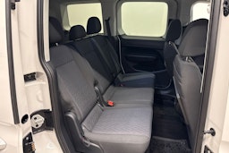 valkoinen Volkswagen Caddy 2021 kuva 13.