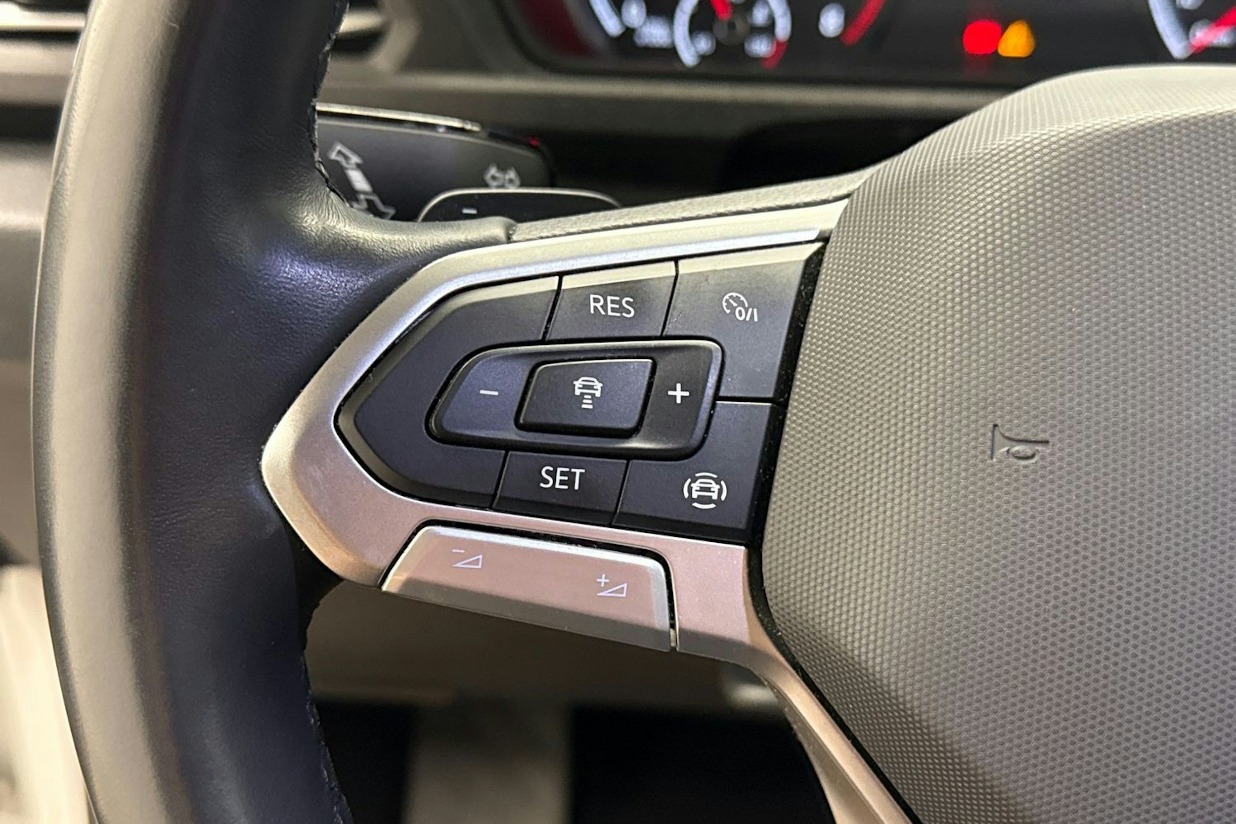 valkoinen Volkswagen Caddy 2021 kuva 17.