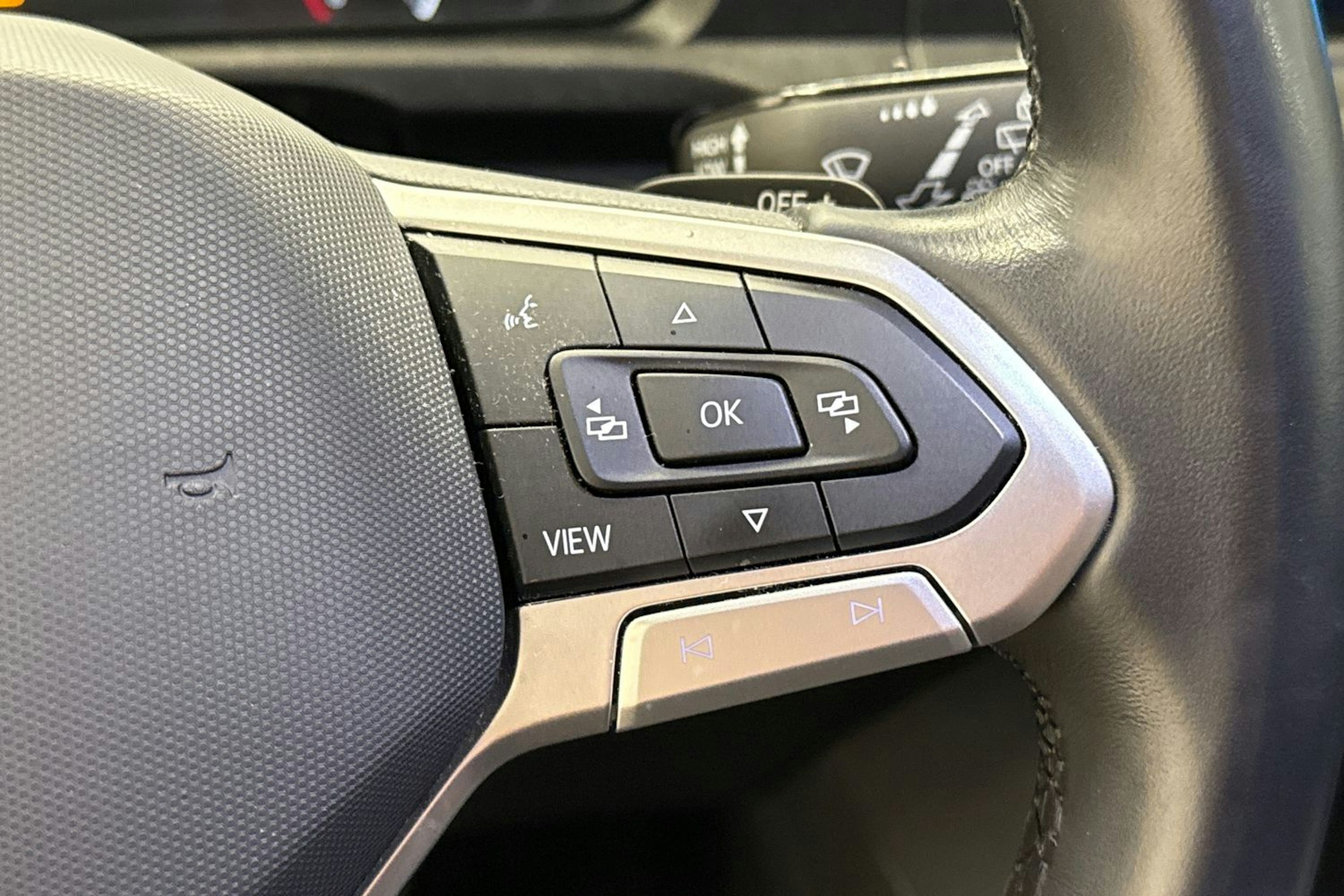 valkoinen Volkswagen Caddy 2021 kuva 18.