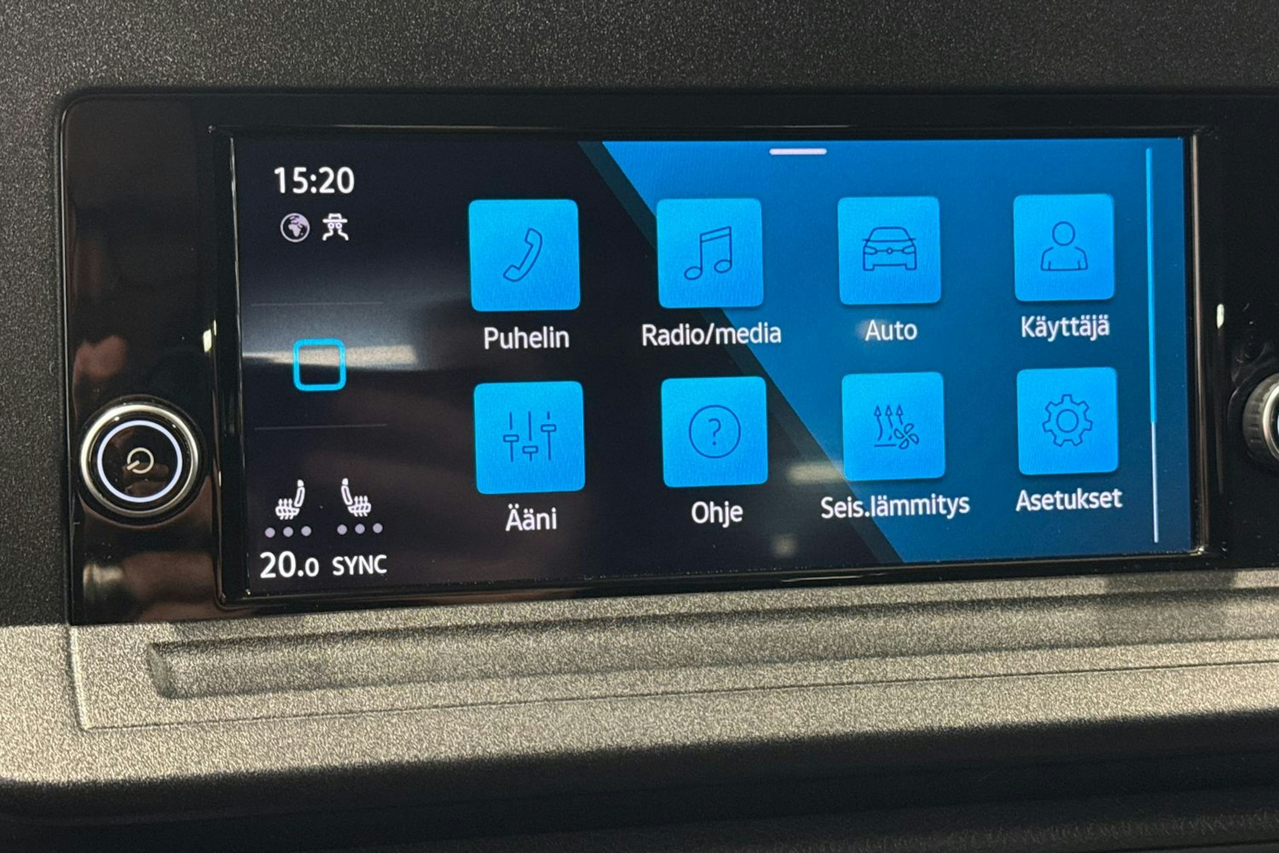 valkoinen Volkswagen Caddy 2021 kuva 21.