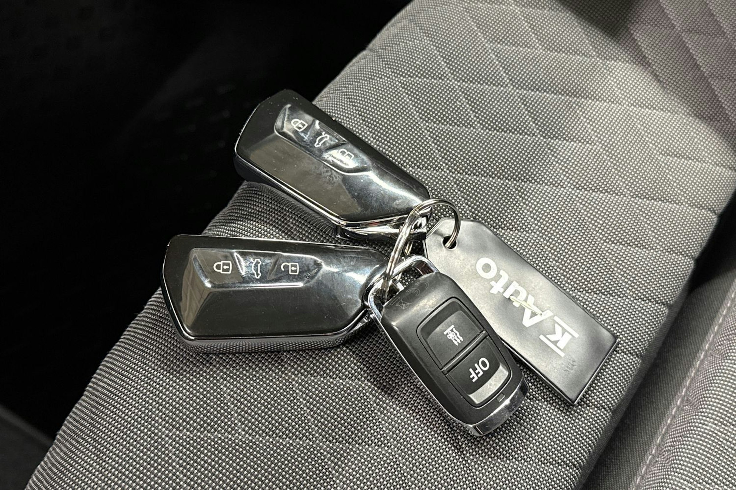 valkoinen Volkswagen Caddy 2021 kuva 24.