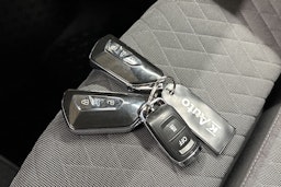 valkoinen Volkswagen Caddy 2021 kuva 24.