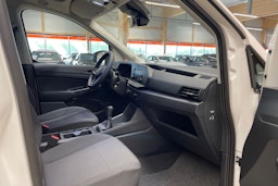 valkoinen Volkswagen Caddy 2022 kuva 14.