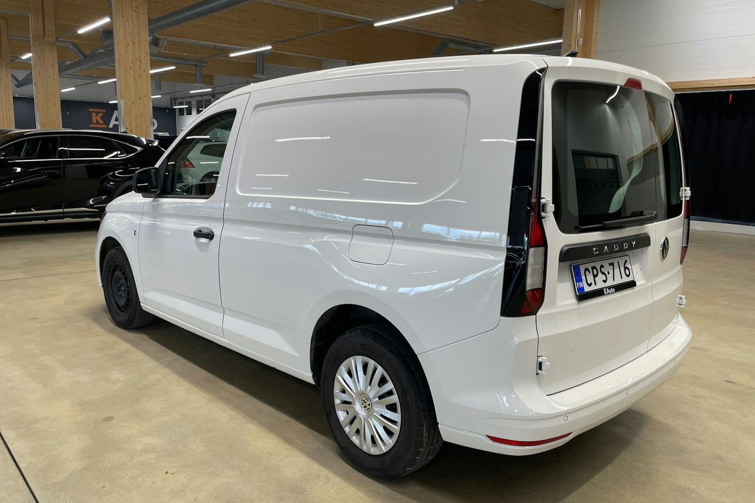valkoinen Volkswagen Caddy 2022 kuva 20.