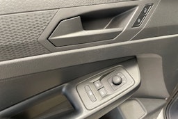 valkoinen Volkswagen Caddy 2022 kuva 22.