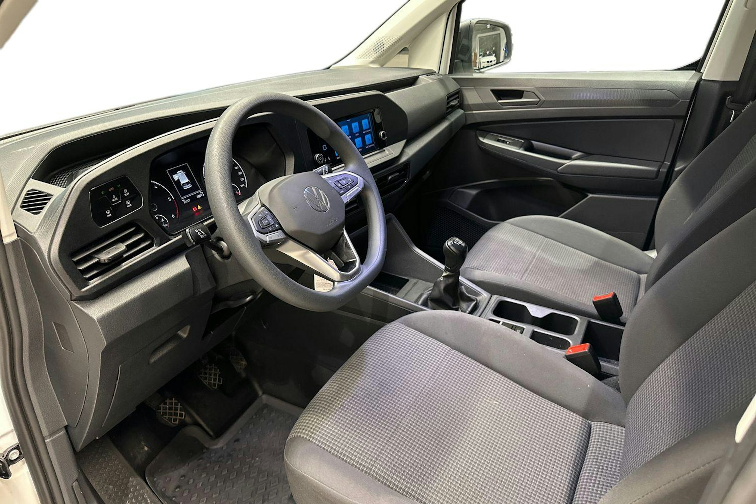 valkoinen Volkswagen Caddy 2022 kuva 7.