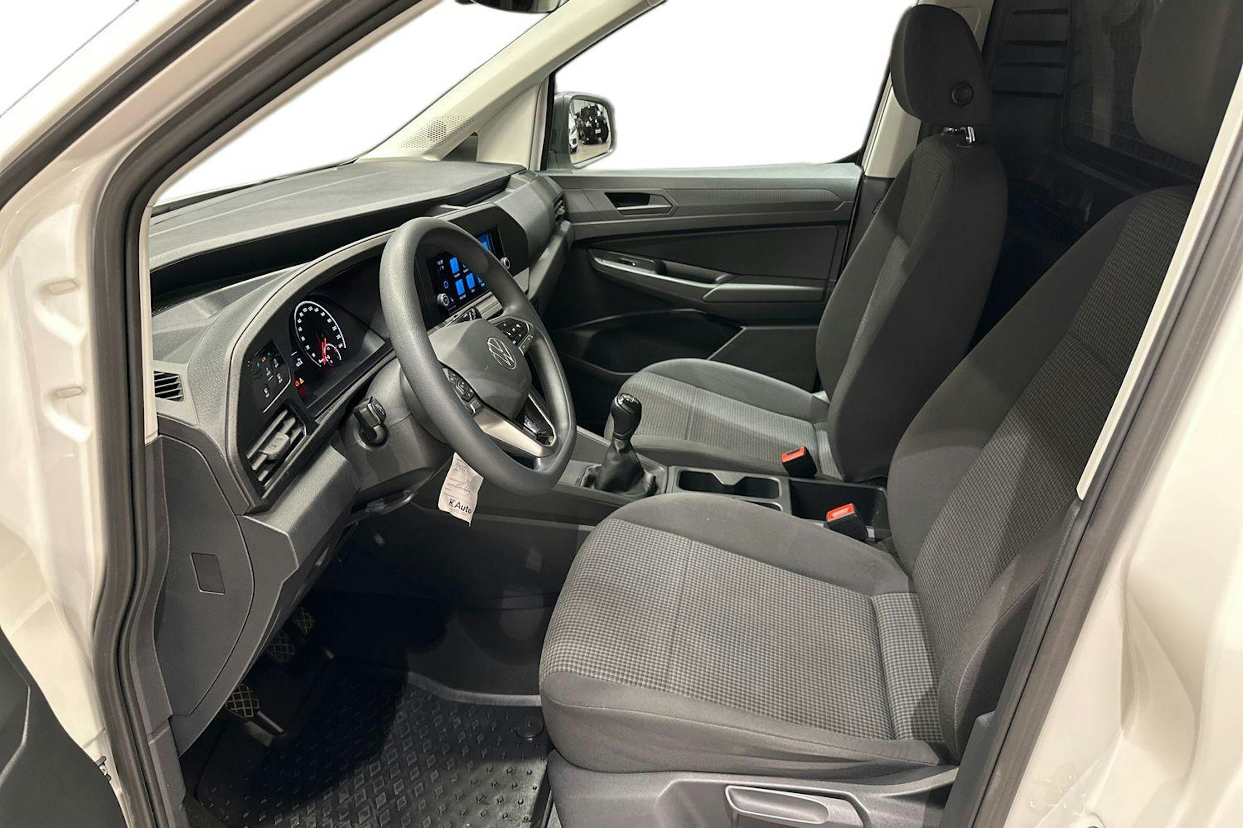 valkoinen Volkswagen Caddy 2022 kuva 8.