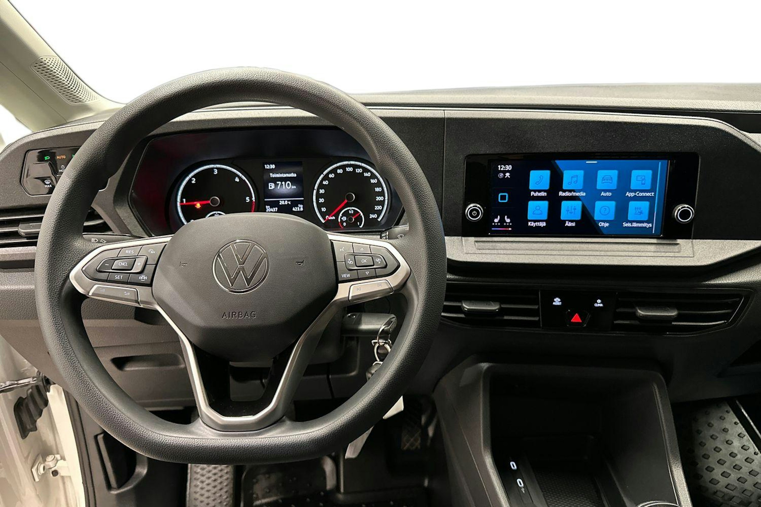 valkoinen Volkswagen Caddy 2022 kuva 9.