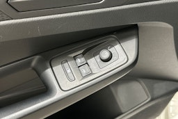 valkoinen Volkswagen Caddy 2022 kuva 13.