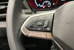 valkoinen Volkswagen Caddy 2022 kuva 16.