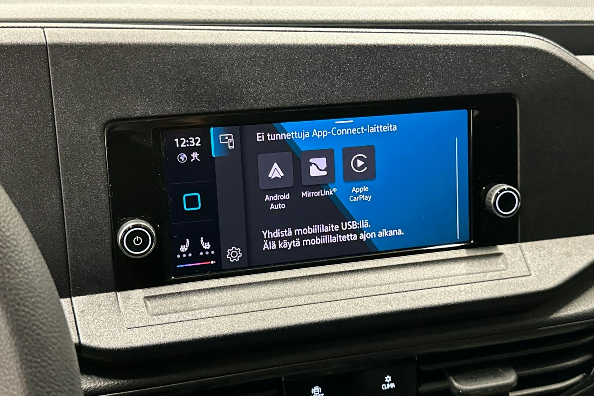 valkoinen Volkswagen Caddy 2022 kuva 21.