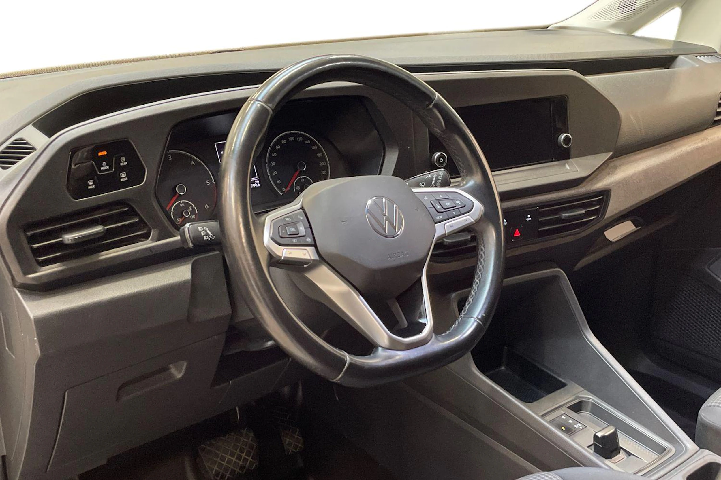 valkoinen Volkswagen Caddy 2022 kuva 9.