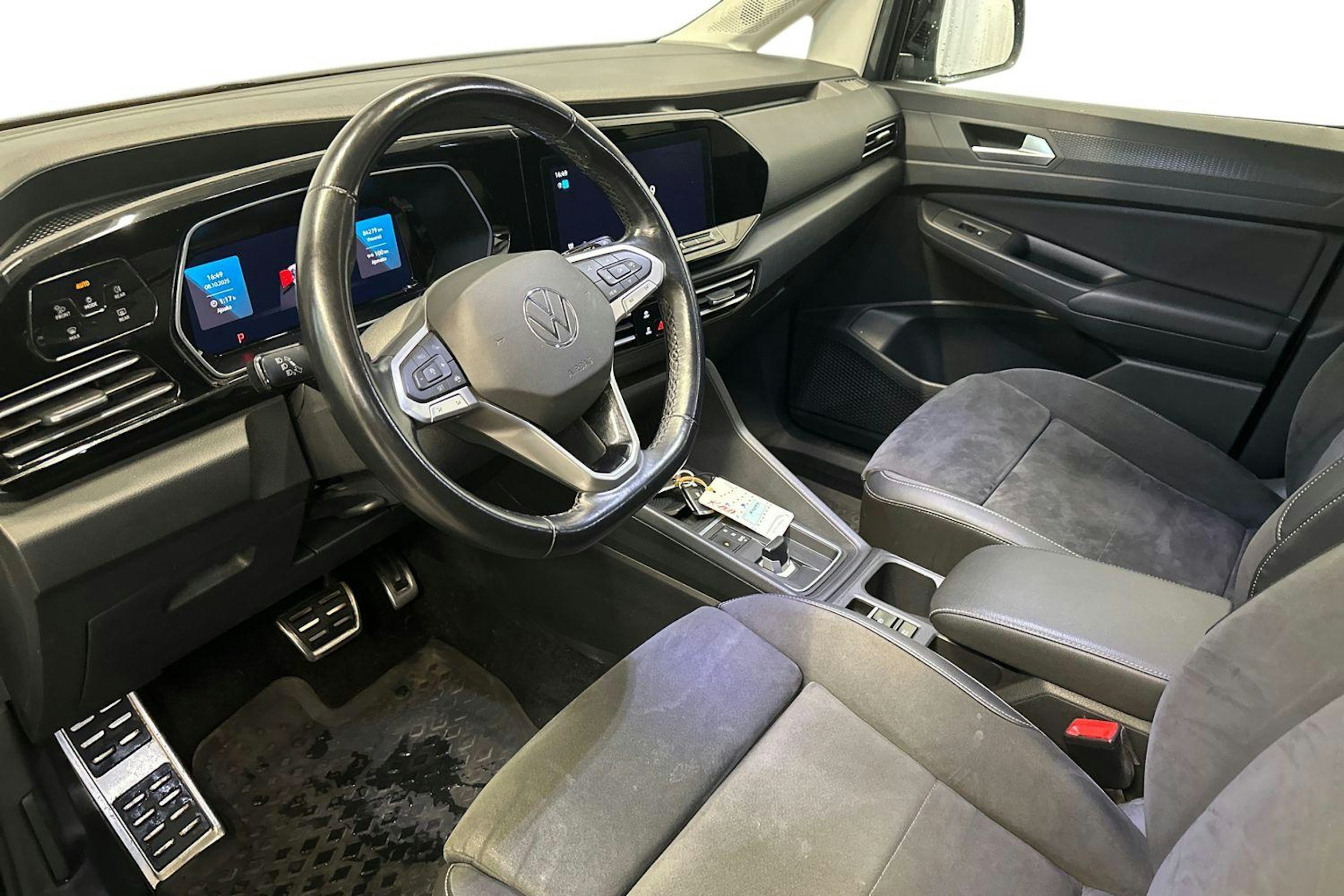 harmaa Volkswagen Caddy 2022 kuva 3.