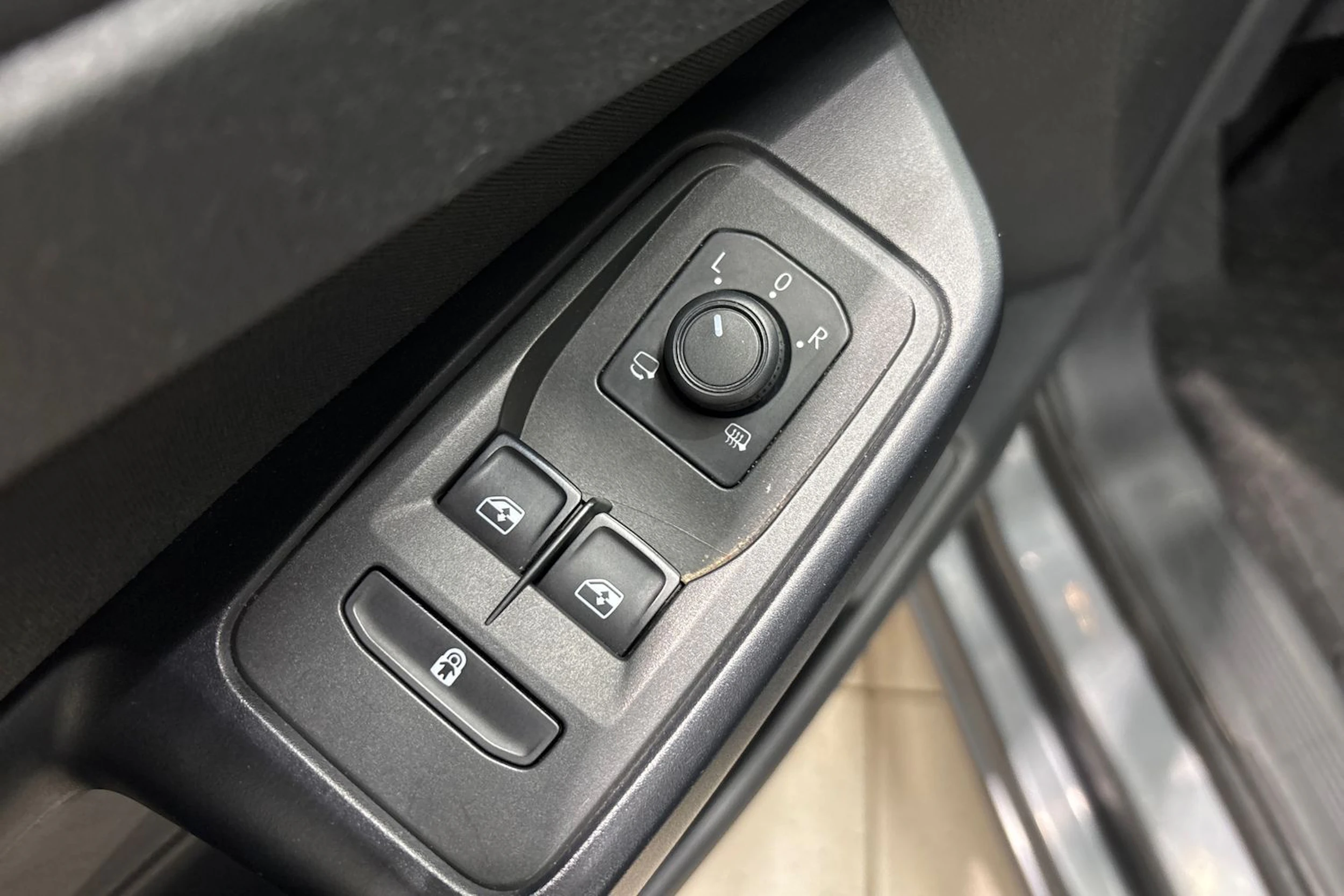 Valkoinen Volkswagen Caddy Maxi 2022 kuva 55.