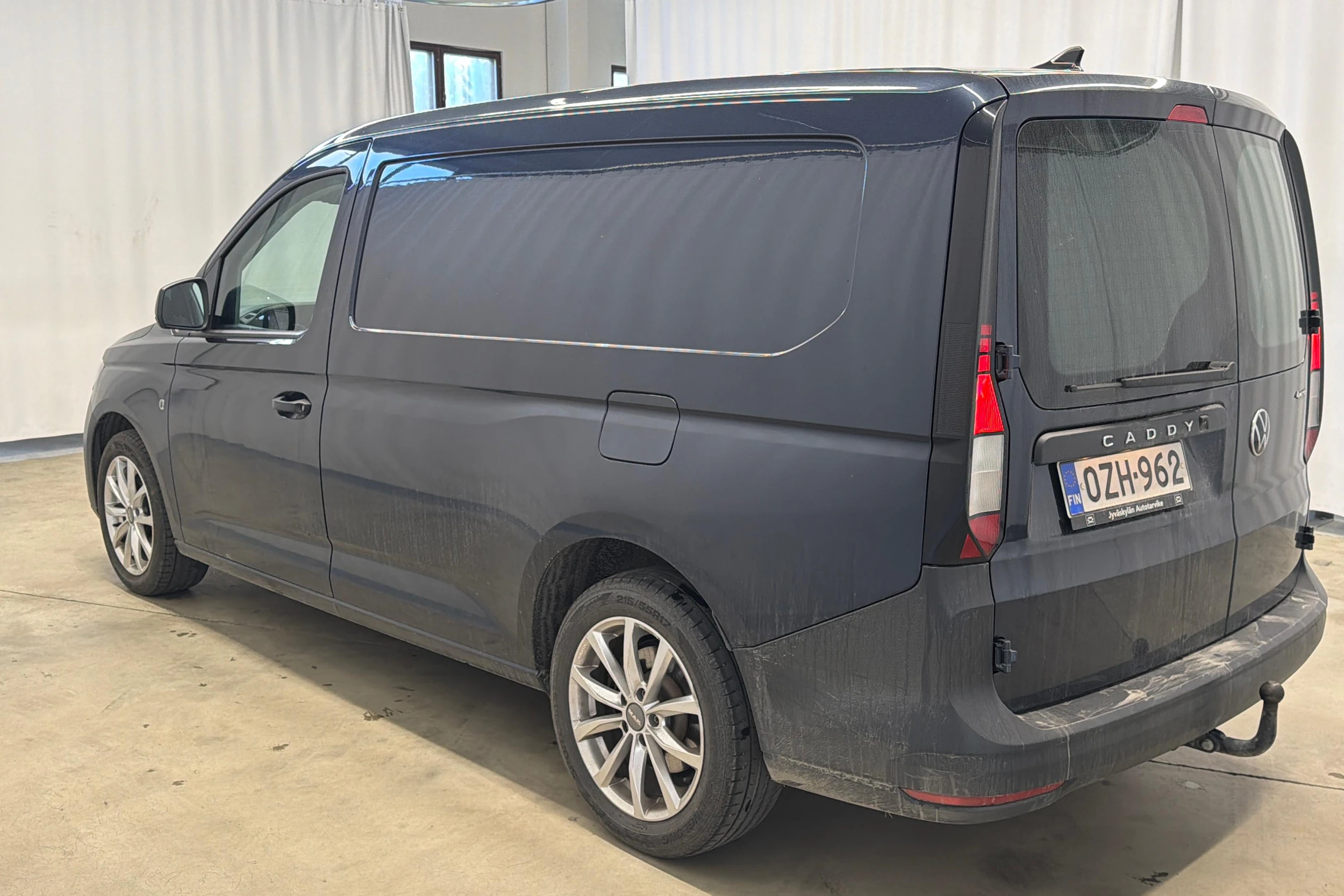sininen Volkswagen Caddy 2022 kuva 3.