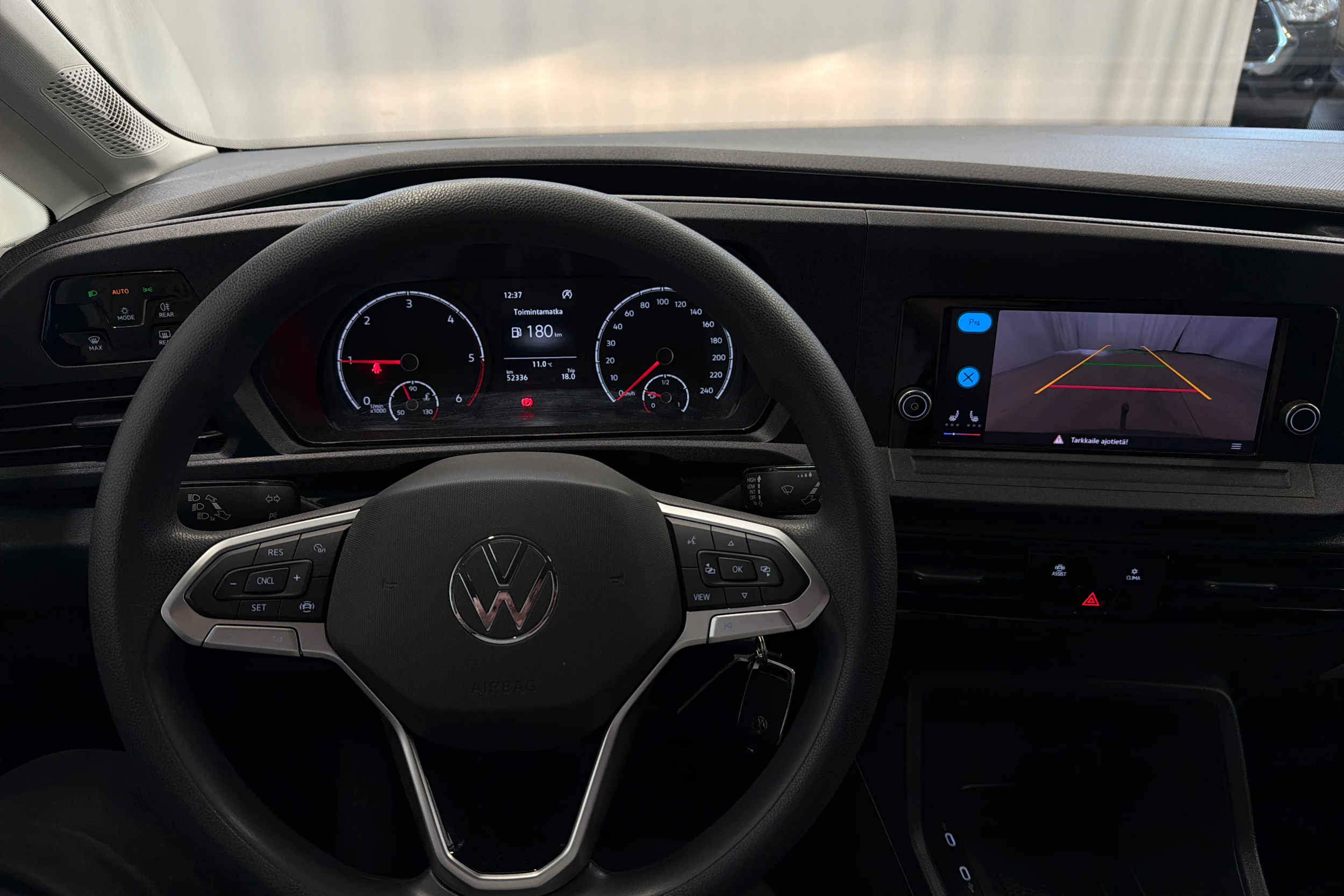 sininen Volkswagen Caddy 2022 kuva 6.