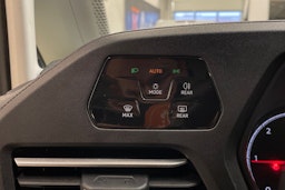 ruskea (beige) Volkswagen Caddy Maxi 2022 kuva 19.