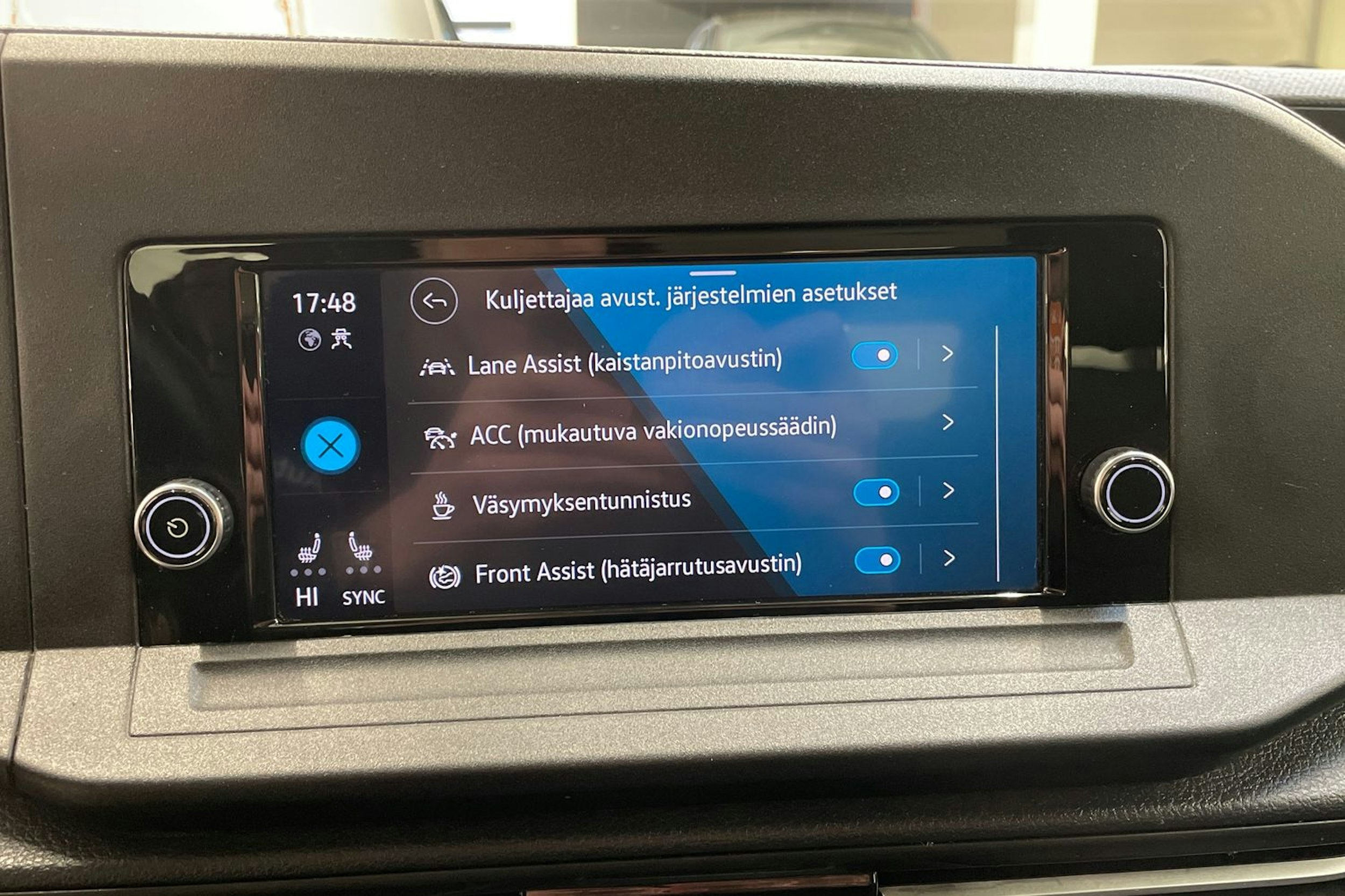 ruskea (beige) Volkswagen Caddy Maxi 2022 kuva 23.