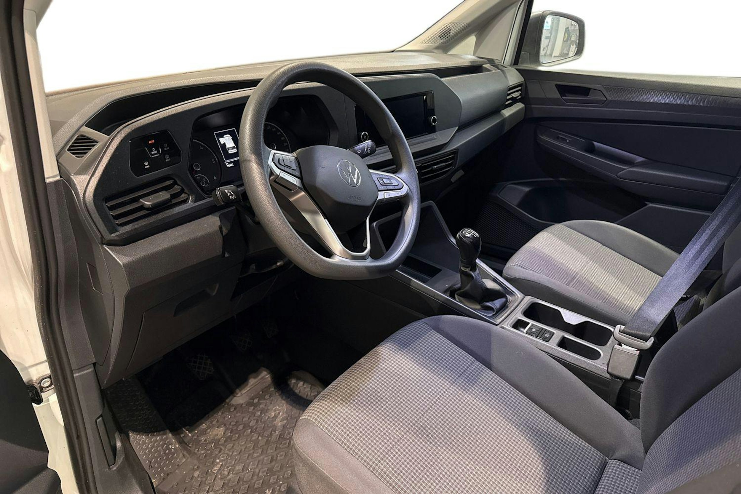 Valkoinen Volkswagen CADDY 2022 kuva 3.