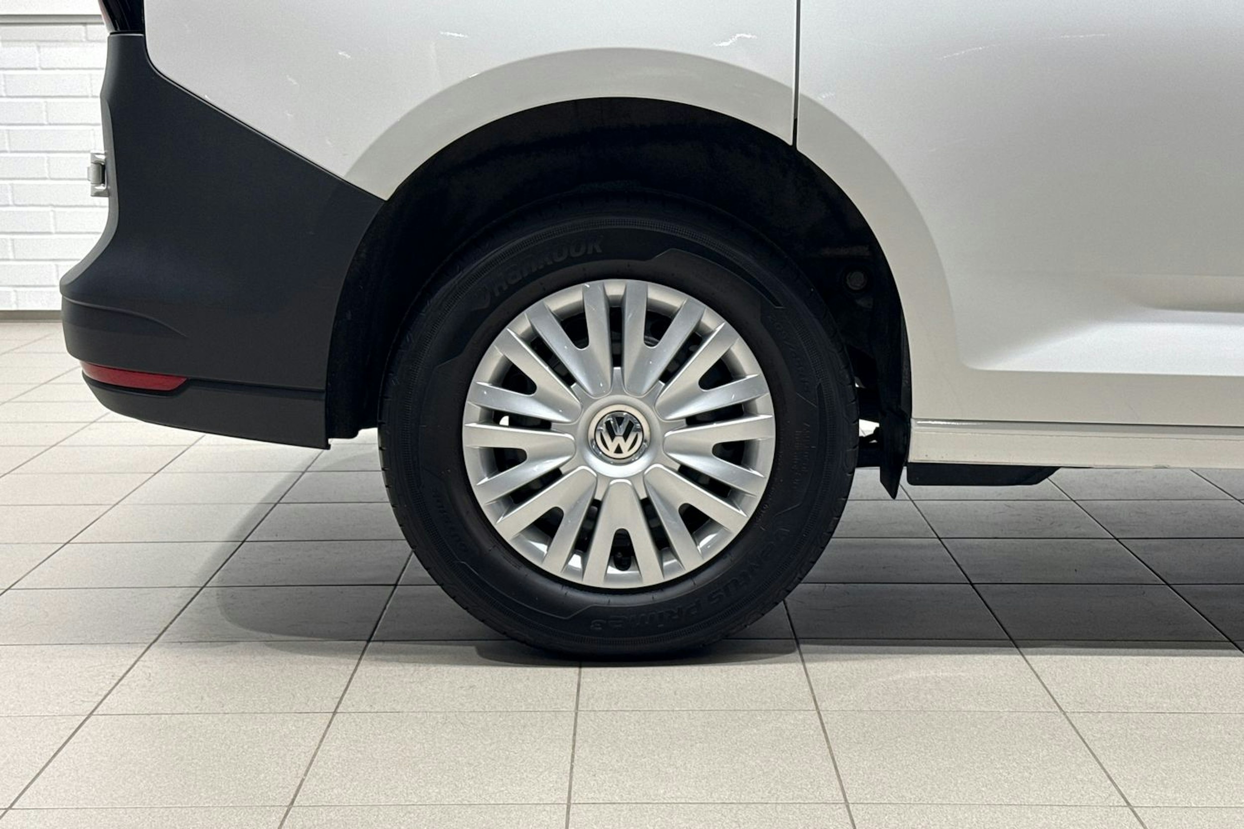 Valkoinen Volkswagen CADDY 2022 kuva 11.