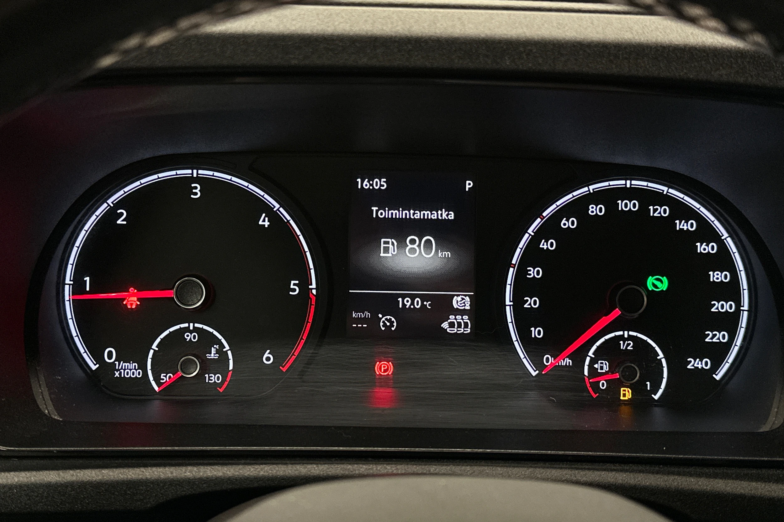musta Volkswagen Caddy 2022 kuva 13.
