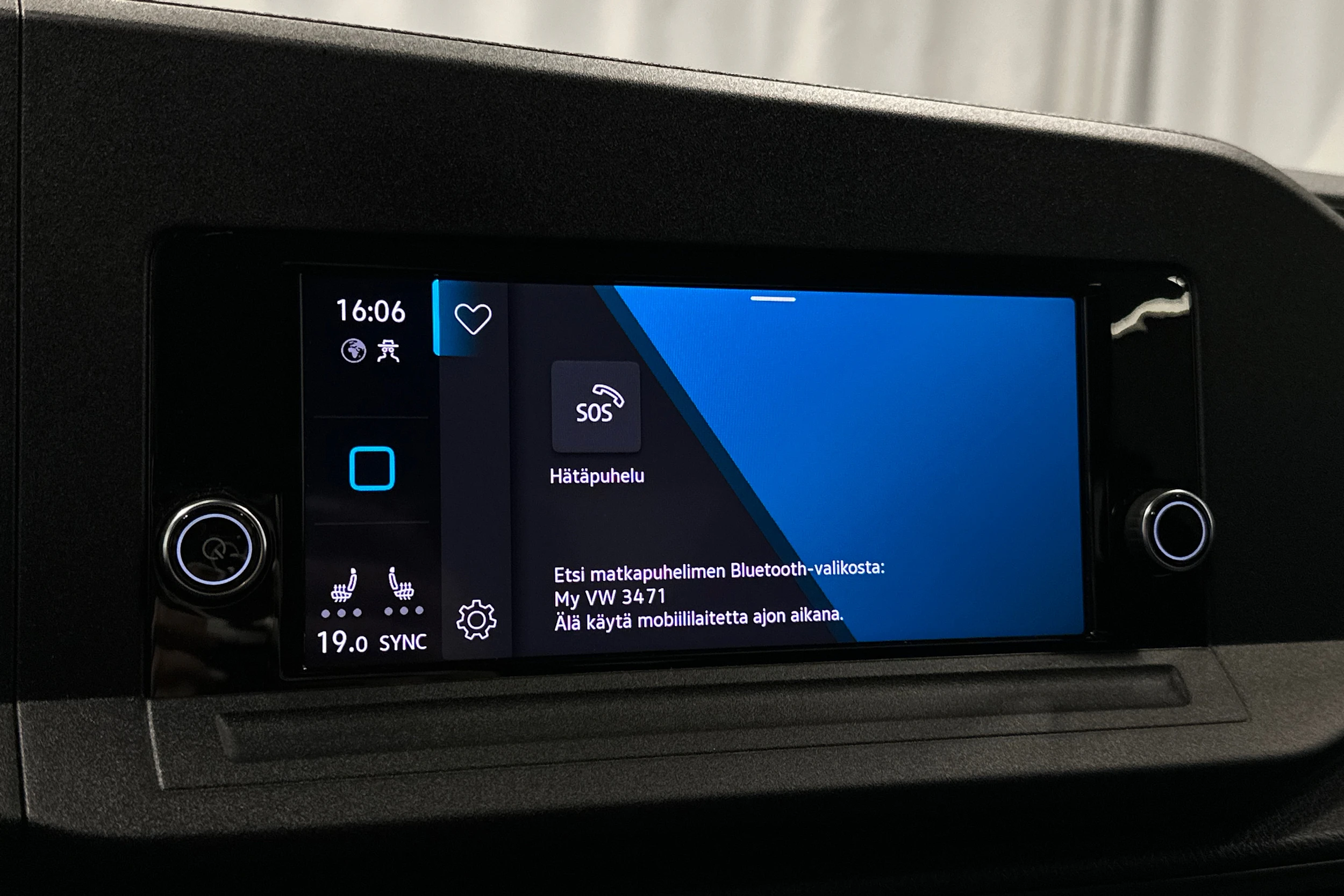 musta Volkswagen Caddy 2022 kuva 18.