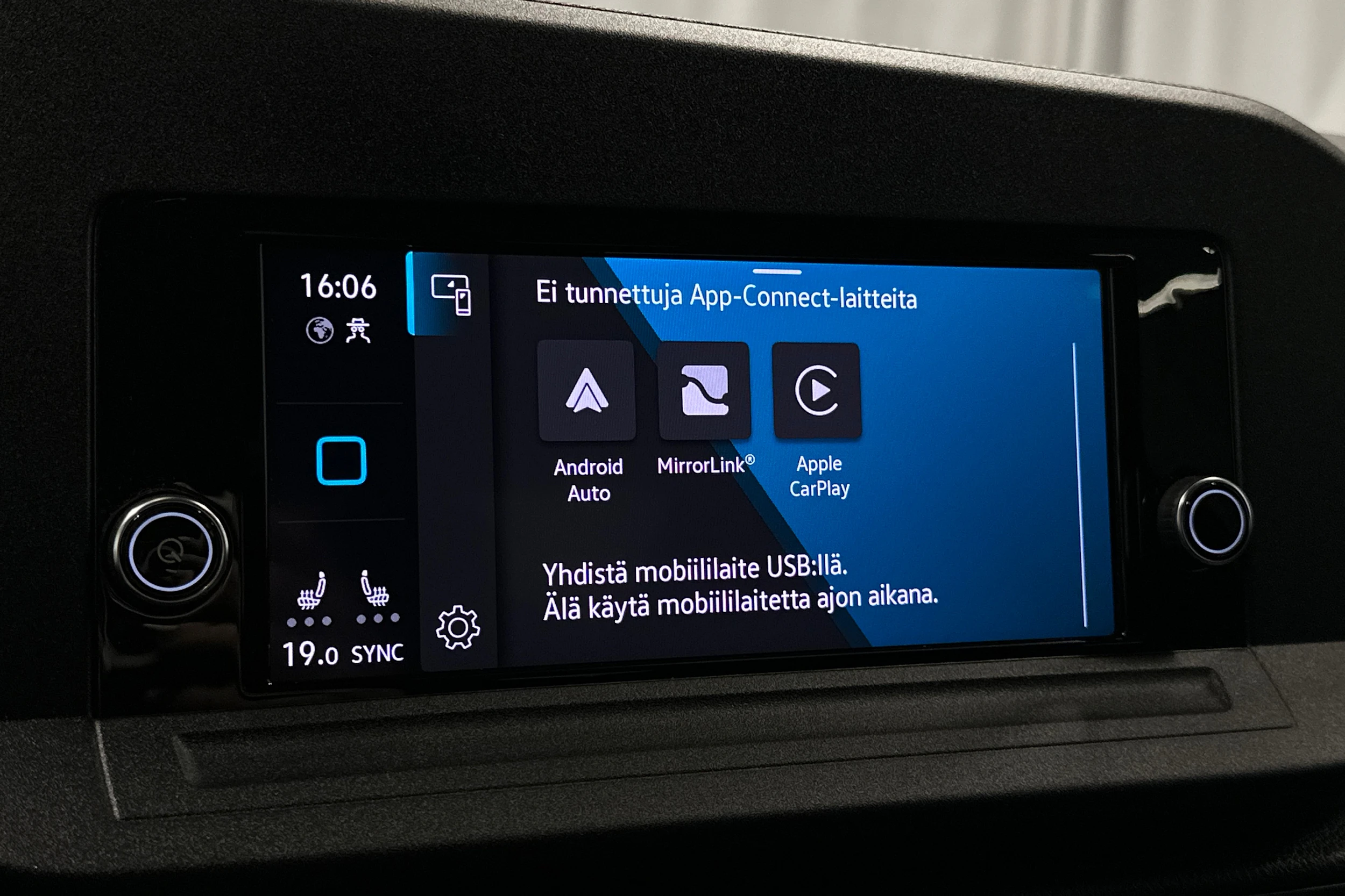 musta Volkswagen Caddy 2022 kuva 21.
