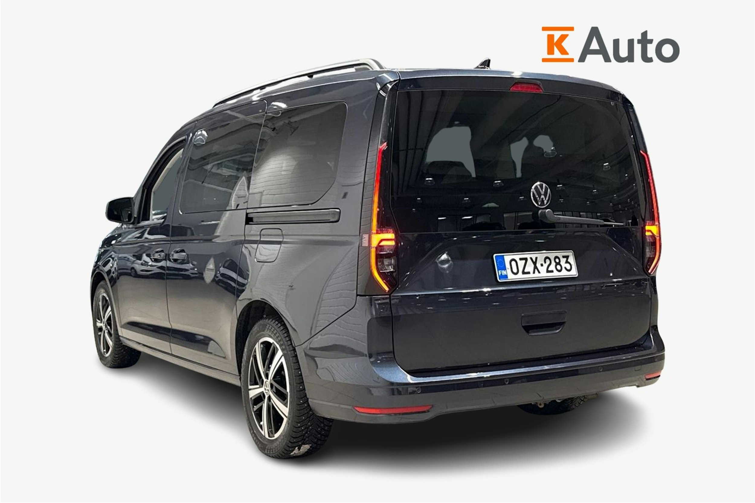 Sininen Volkswagen CADDY 2023 kuva 3.