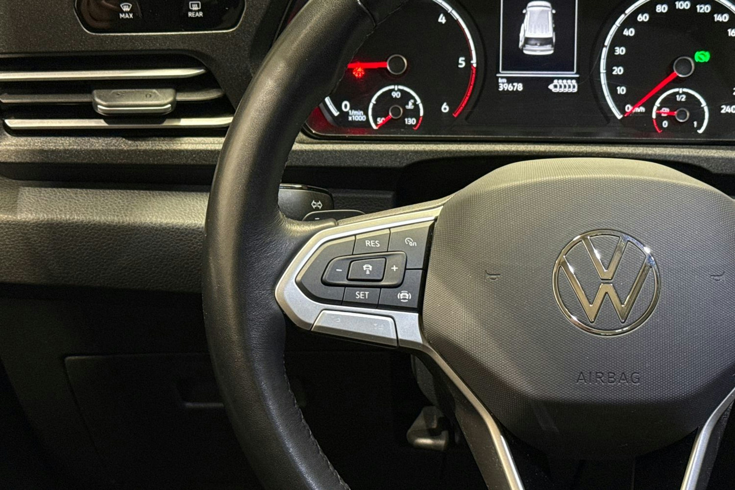 Sininen Volkswagen CADDY 2023 kuva 15.