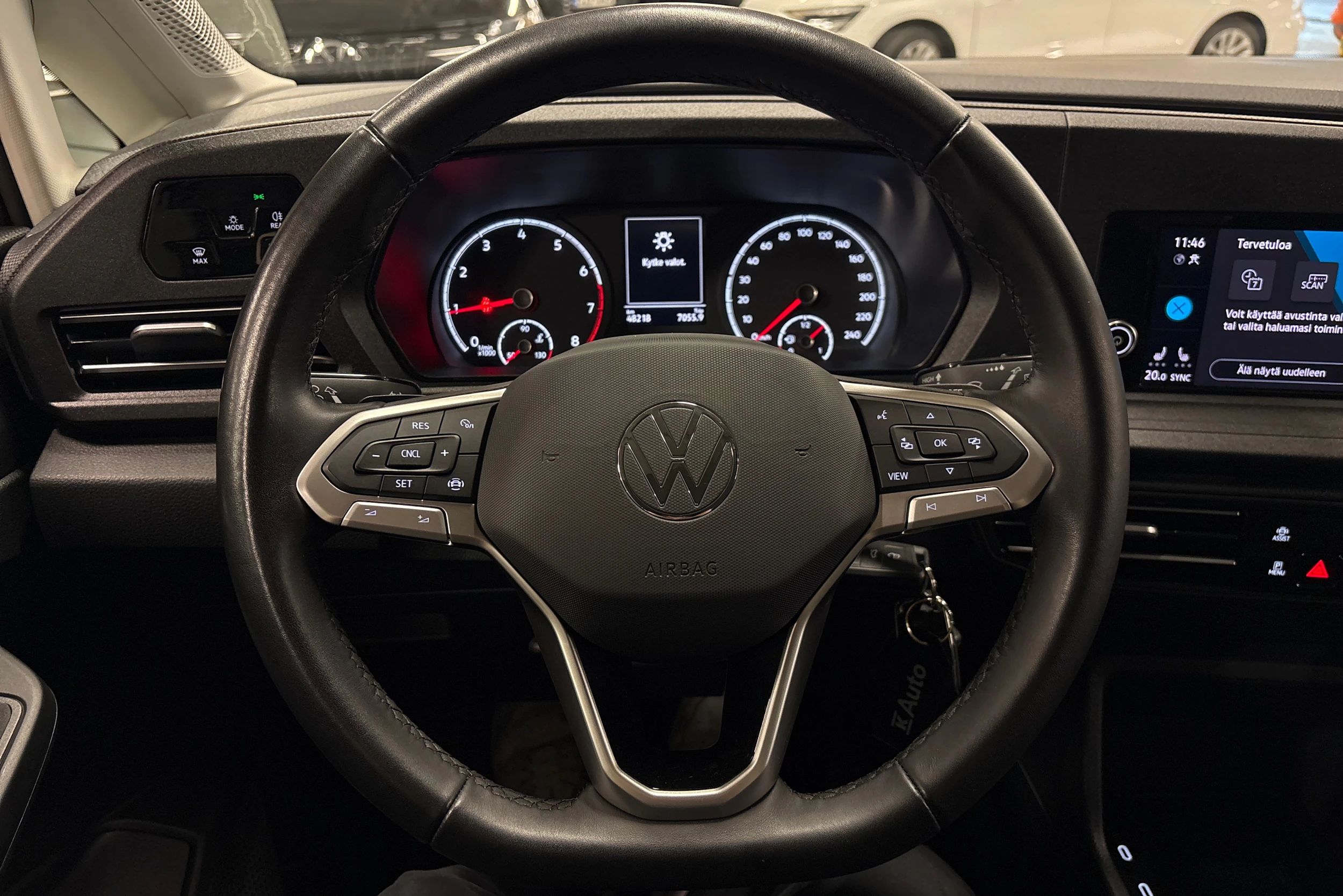 harmaa Volkswagen Caddy 2023 kuva 5.