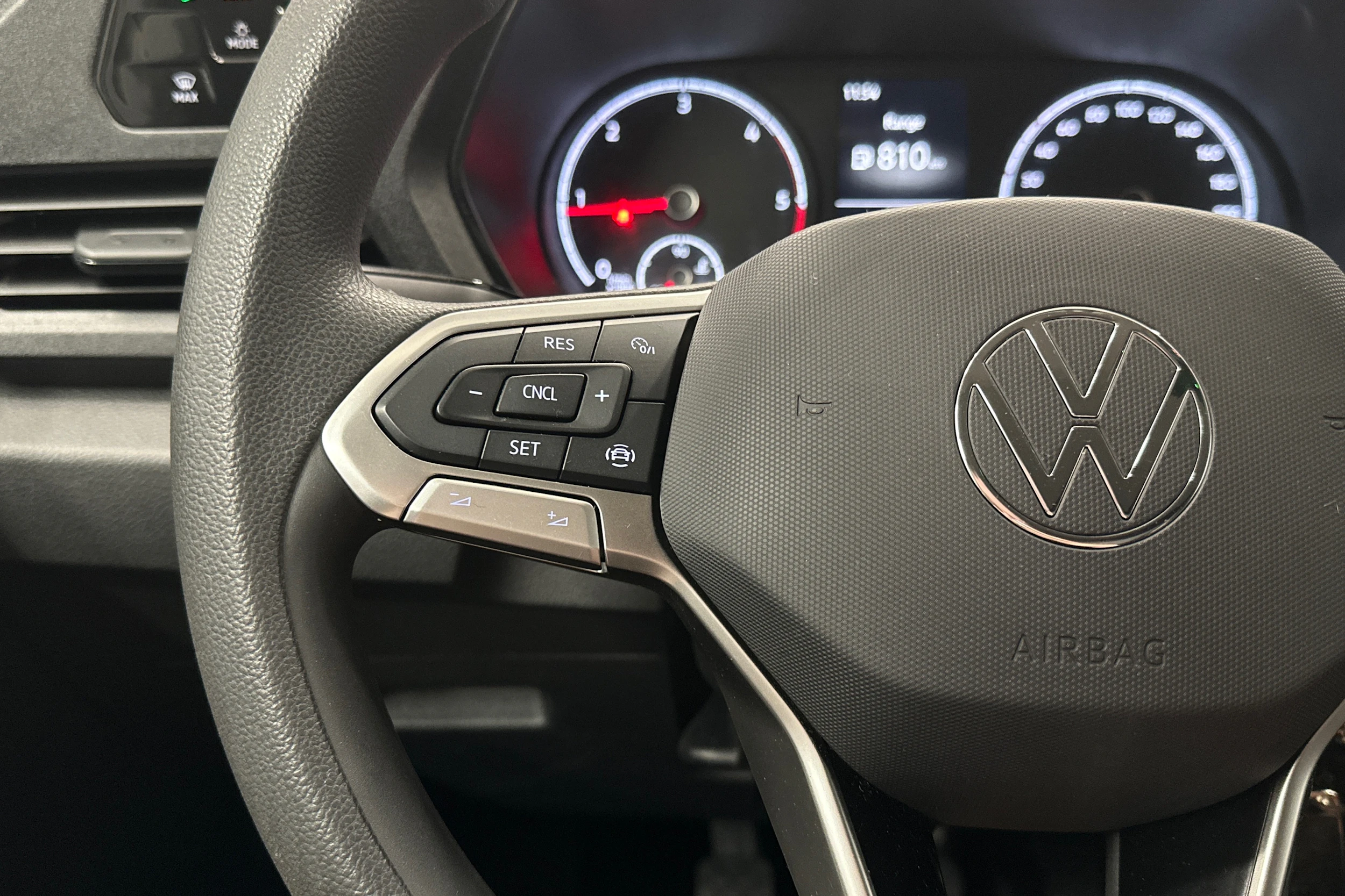 valkoinen Volkswagen Caddy 2023 kuva 11.