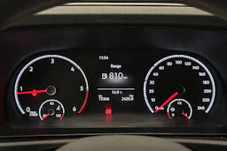 valkoinen Volkswagen Caddy 2023 kuva 13.