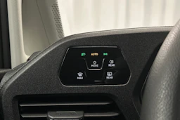 valkoinen Volkswagen Caddy 2023 kuva 14.