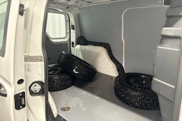 valkoinen Volkswagen Caddy 2023 kuva 29.