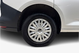 valkoinen Volkswagen Caddy 2023 kuva 12.