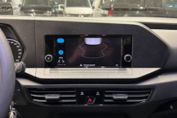 valkoinen Volkswagen Caddy 2023 kuva 19.