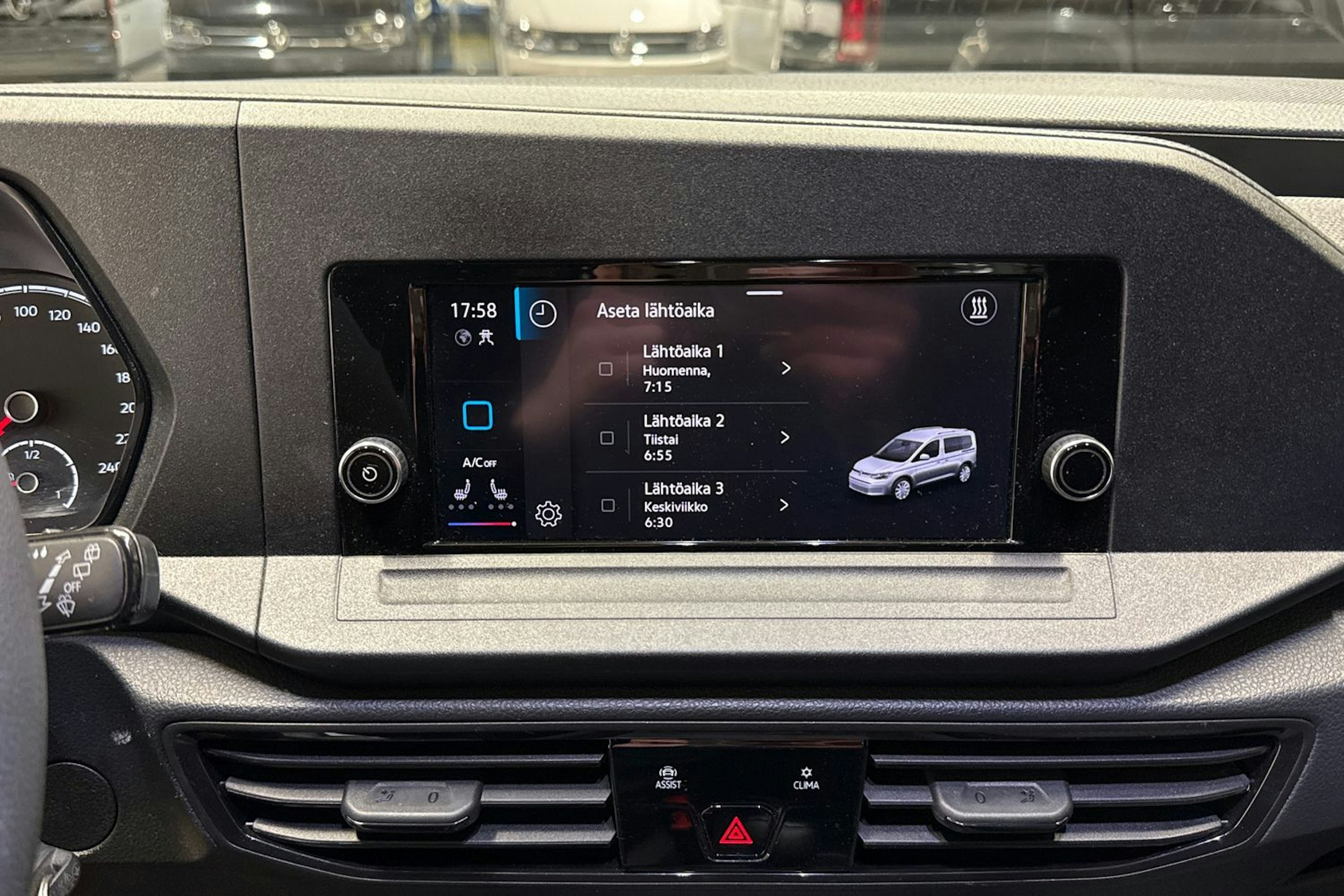 valkoinen Volkswagen Caddy 2023 kuva 22.