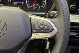 valkoinen Volkswagen Caddy 2023 kuva 24.