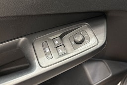 valkoinen Volkswagen Caddy 2023 kuva 26.