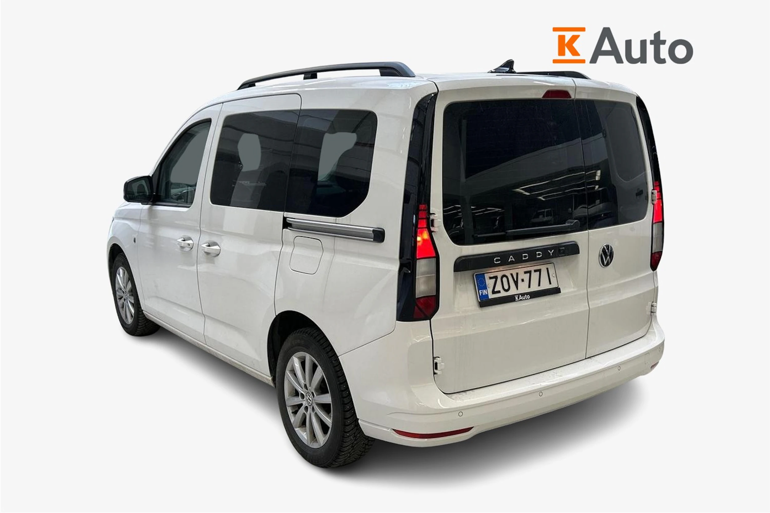 valkoinen Volkswagen Caddy 2023 kuva 2.