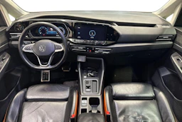 Musta Volkswagen Caddy Maxi 2024 kuva 7.
