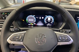 oranssi Volkswagen Caddy 2025 kuva 8.