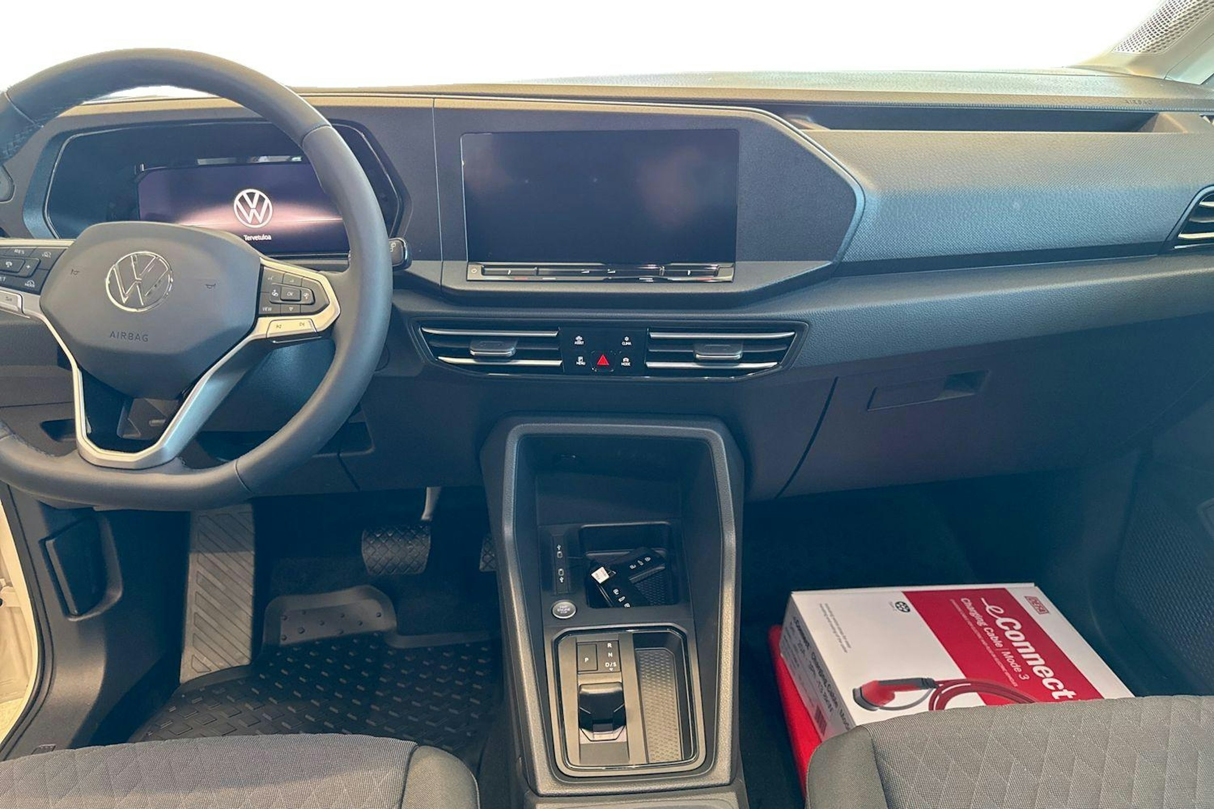 valkoinen Volkswagen Caddy 2025 kuva 7.