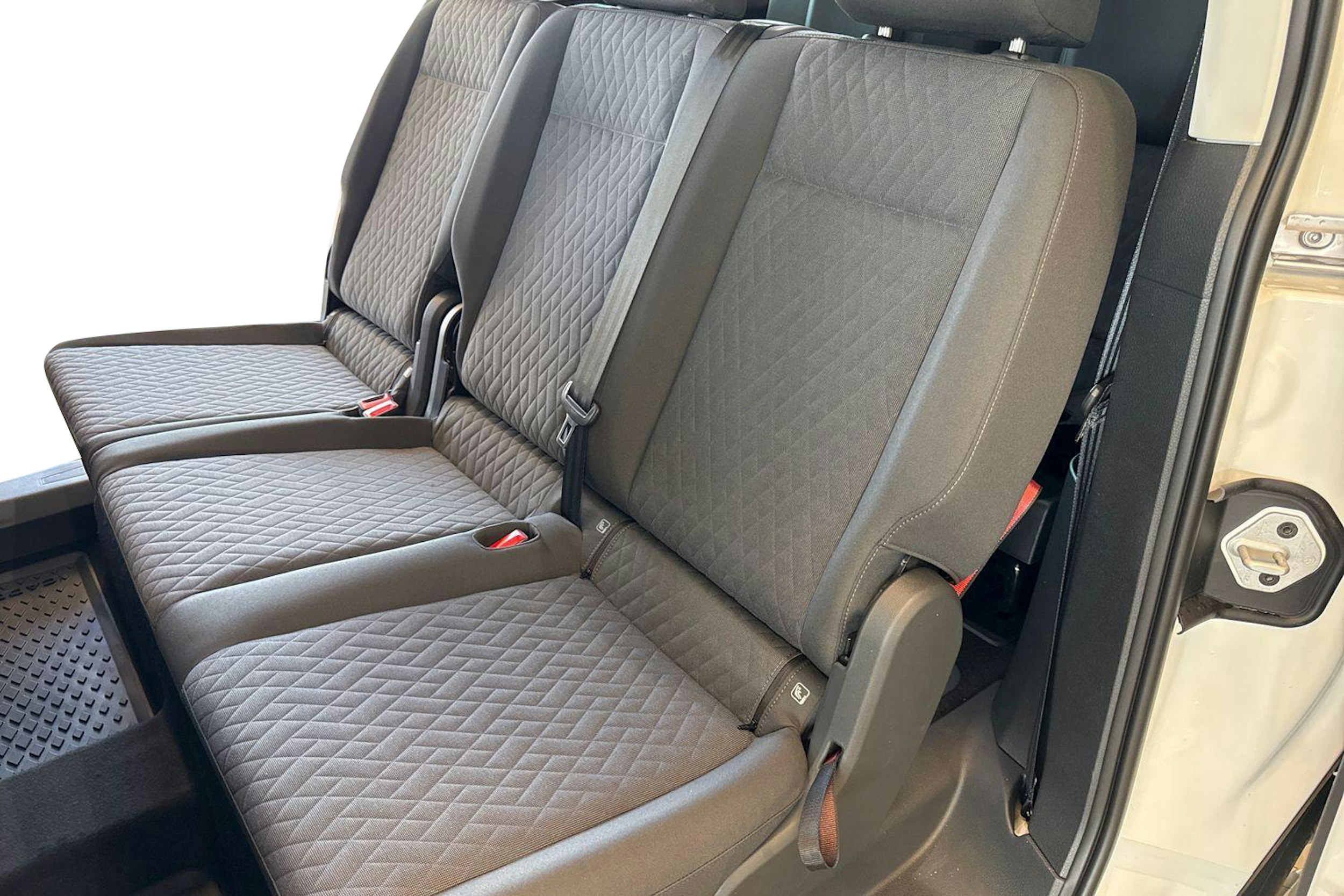 valkoinen Volkswagen Caddy 2025 kuva 8.