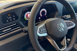 valkoinen Volkswagen Caddy 2025 kuva 14.