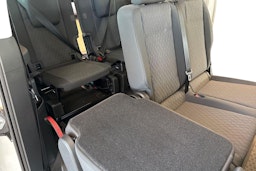 valkoinen Volkswagen Caddy 2025 kuva 16.