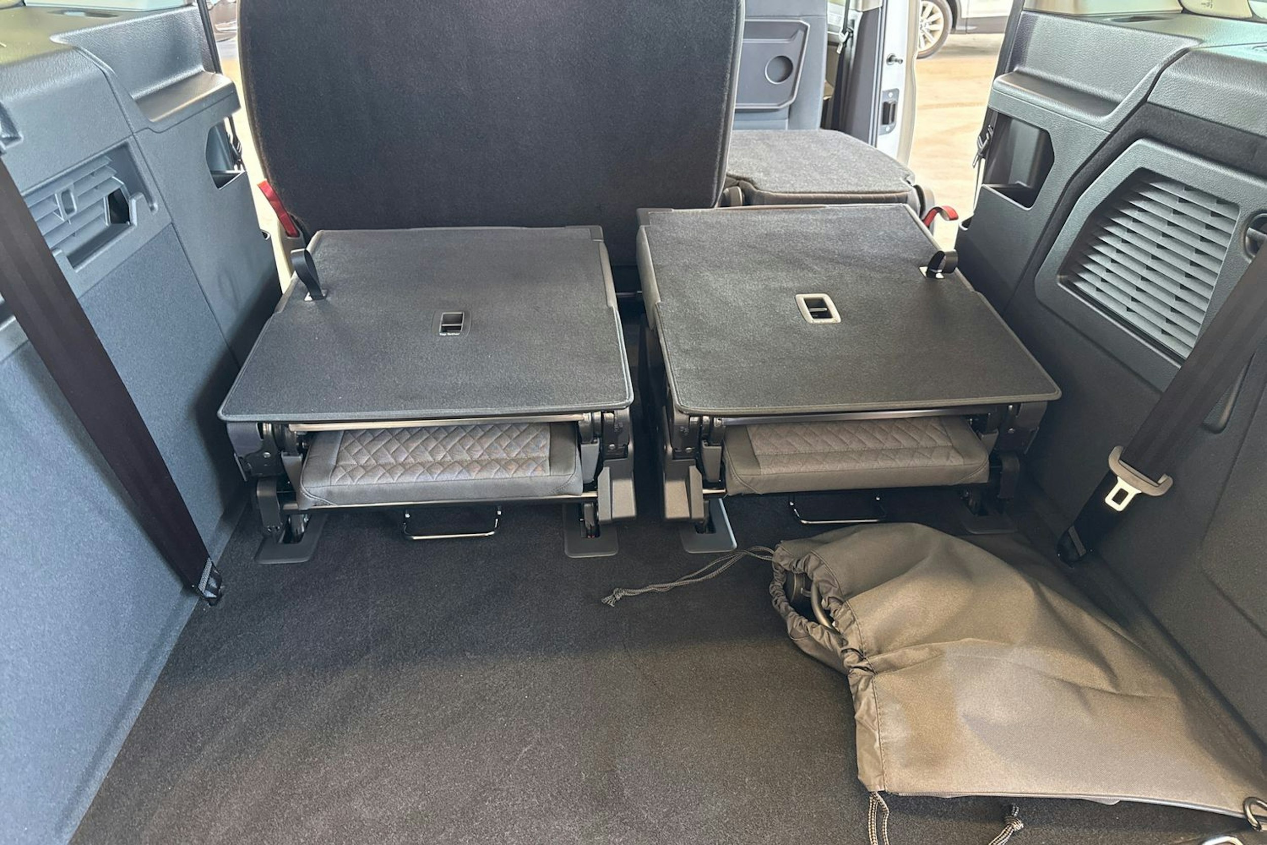 valkoinen Volkswagen Caddy 2025 kuva 17.