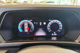 Valkoinen Volkswagen Caddy 2025 kuva 18.
