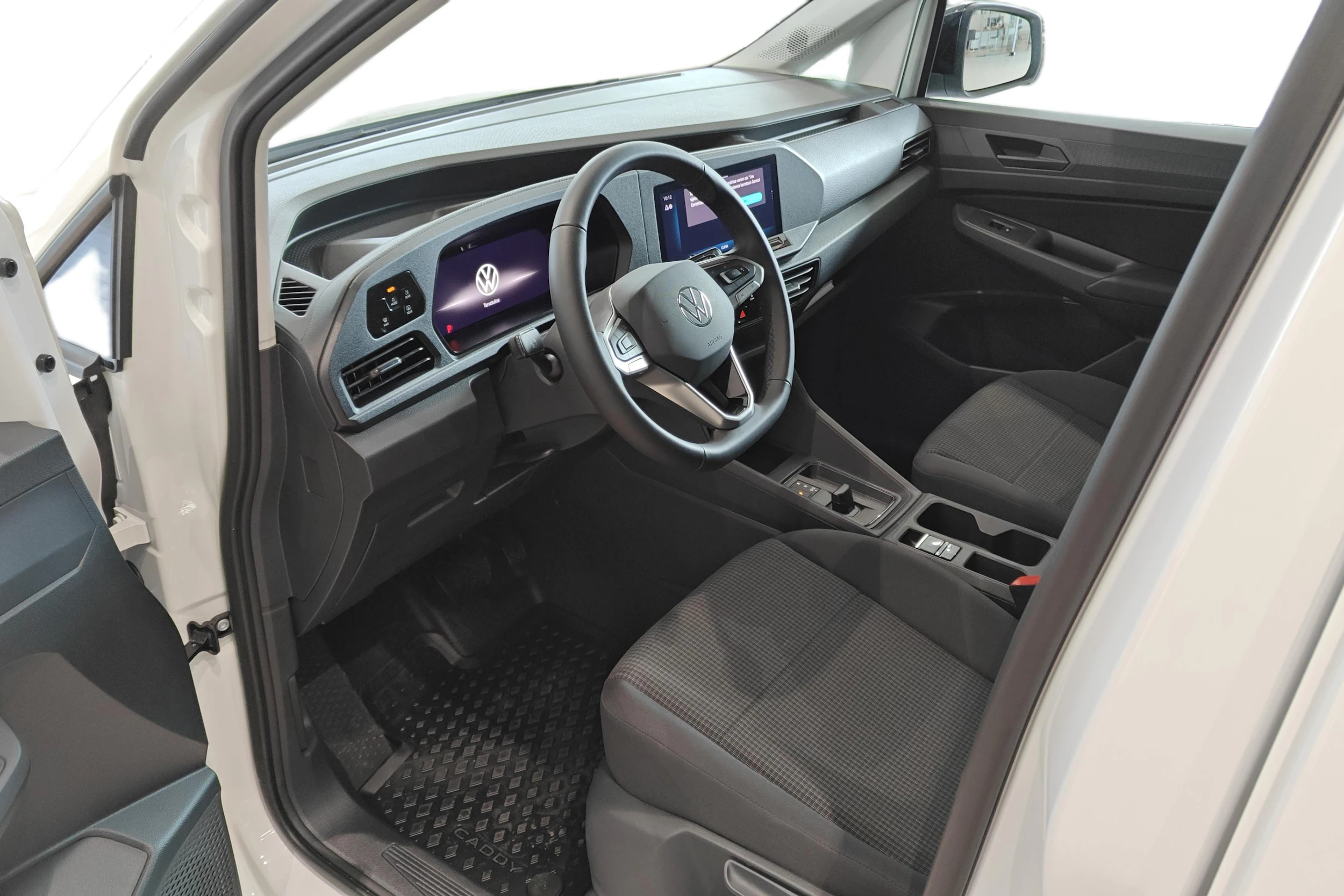valkoinen Volkswagen Caddy Maxi 2026 kuva 8.